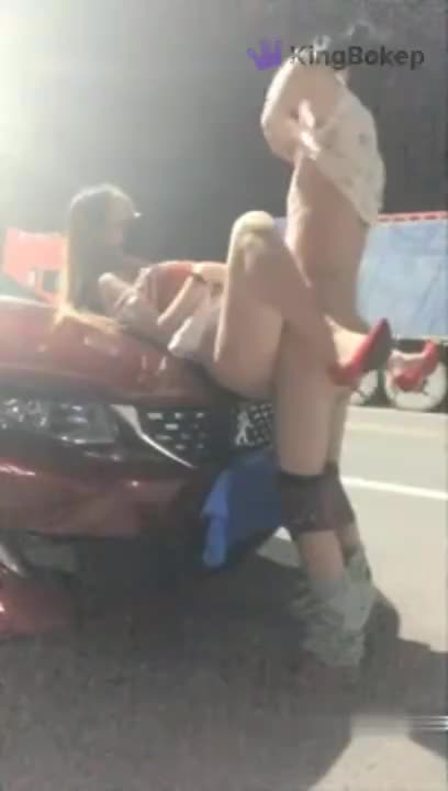 Video Ngentot Di Atas Mobil | KingBokep