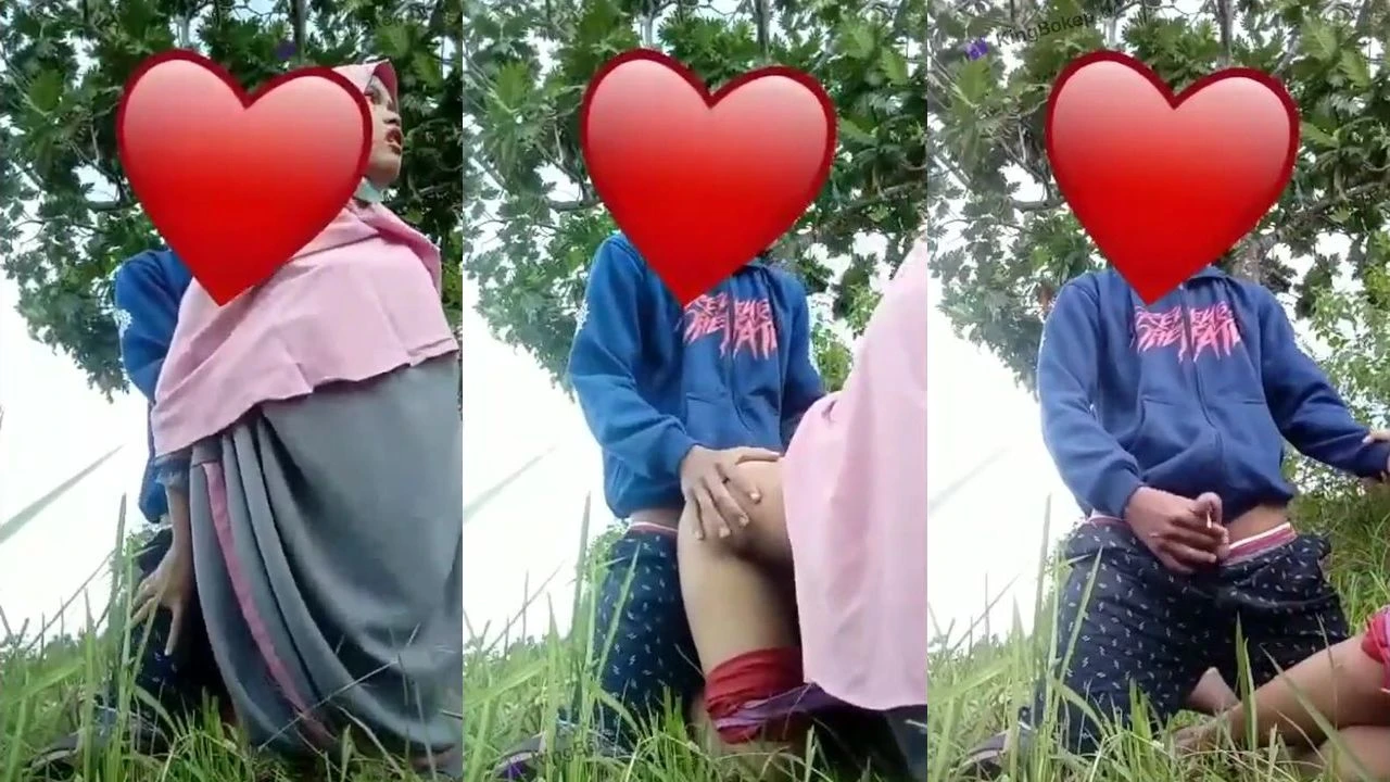 Video Sensasi Ngewe Ukhti Jilbab di Semak-semak | KingBokep