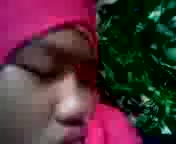 Video ML Cewek Berjilbab di Hutan | KingBokep
